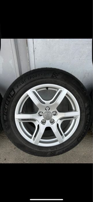 Jante Audi Q3 Q5 Q7 cu cauc 235/60/R18 , 8jx18et39 OEM