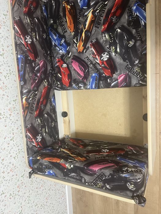 Детская кравать.