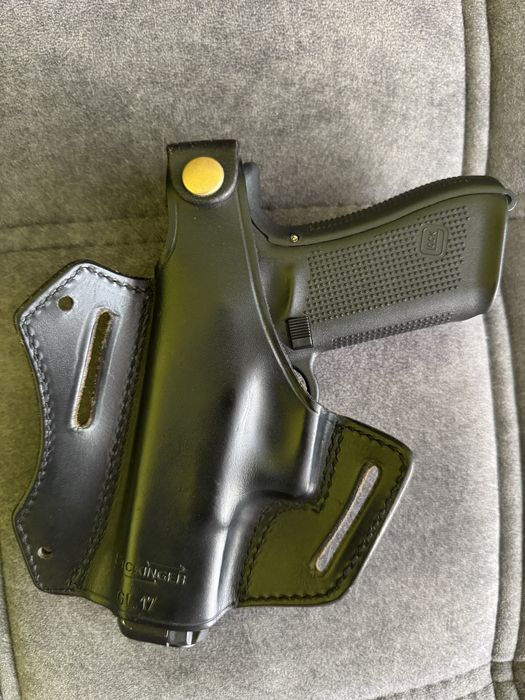 Кожен кобур за Glock 17 Sickinger