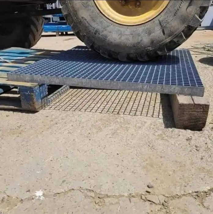 Gretare si trepte zincate