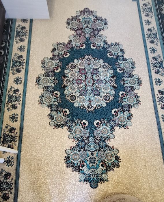 Продам натуральный ковёр 5х3