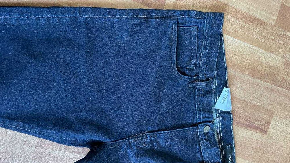 Эркаклар джинсиси Armani Exchange. Оригинал