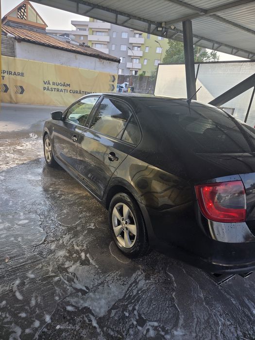 Skoda rapid 2014 1.6 tdi