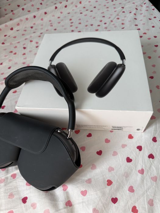 AirPods Max наушники