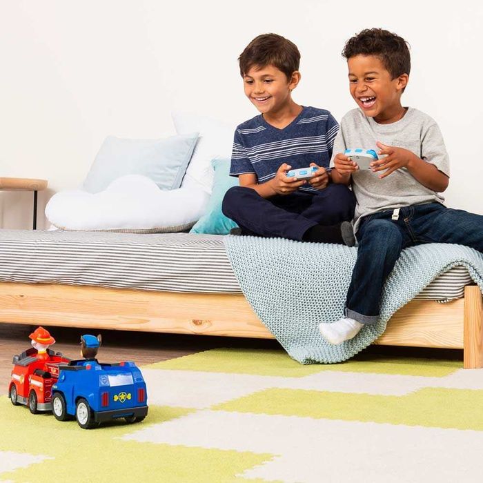 Кола с дистанционно Spin Master Paw Patrol Чейс Маршал - 2вида