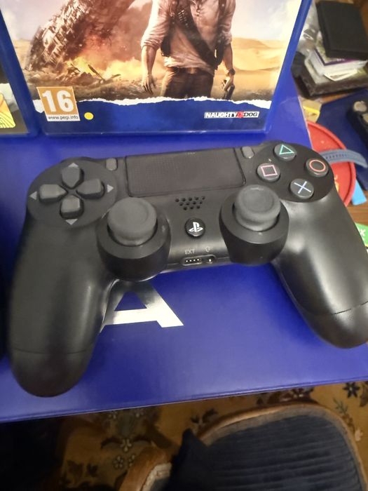 PS4 slim STAR WARS + 2controllere + volan + 8jocuri