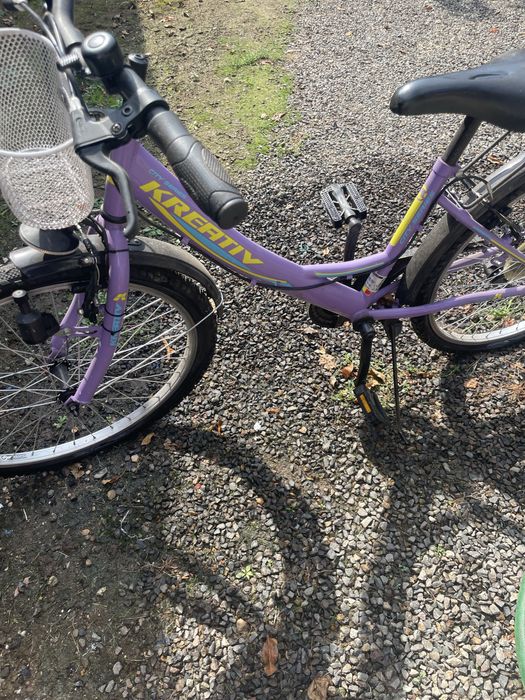 Bicicletă fete cu coş 10-13 ani