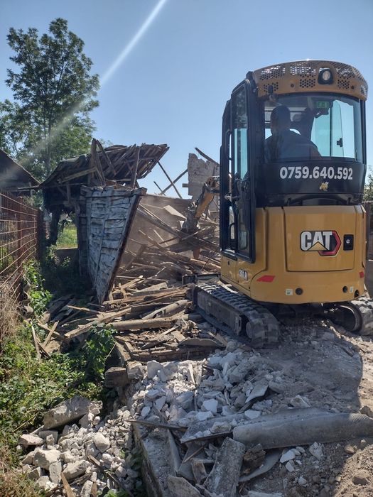 Miniexcavator de inchiriat 2t,fose septice la gata