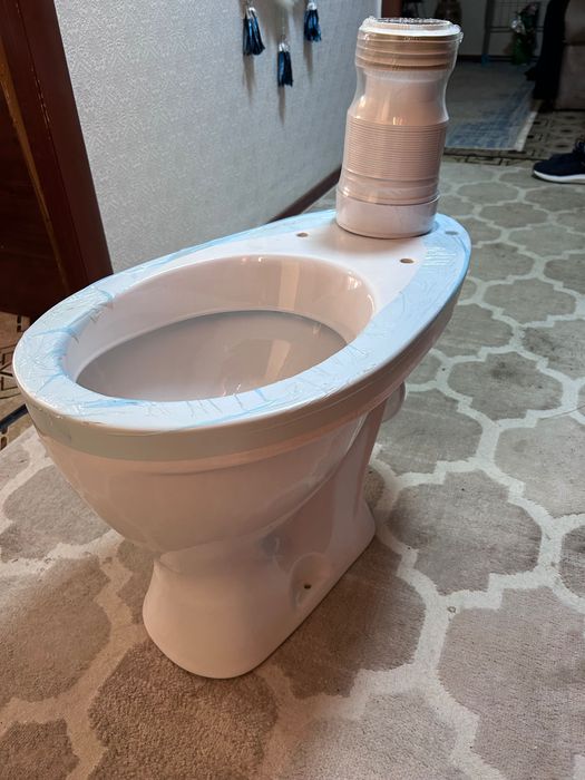 Продам унитаз ,новый ,состояние отличное