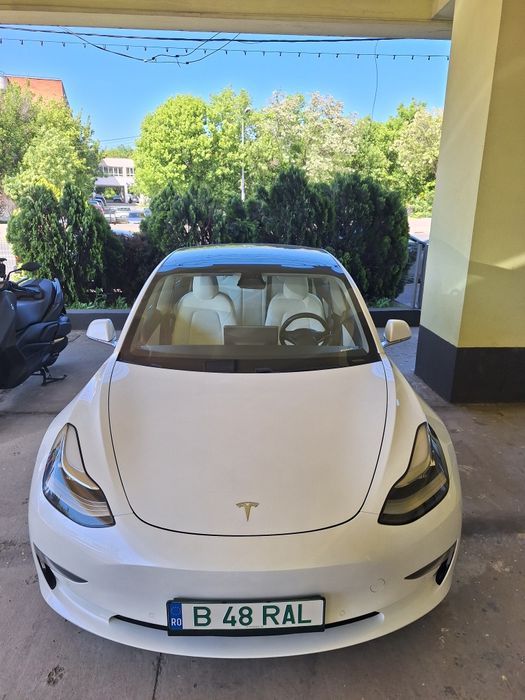 Tesla 3 Dual Motor Long Range Awd