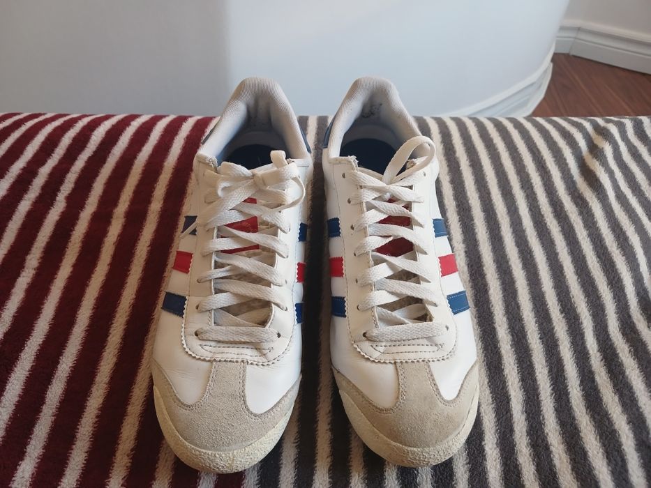 Маратонки Adidas Rom