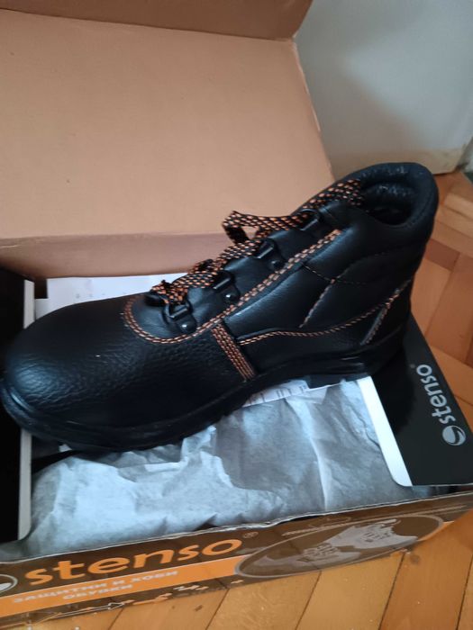 НОВИ работни обувки