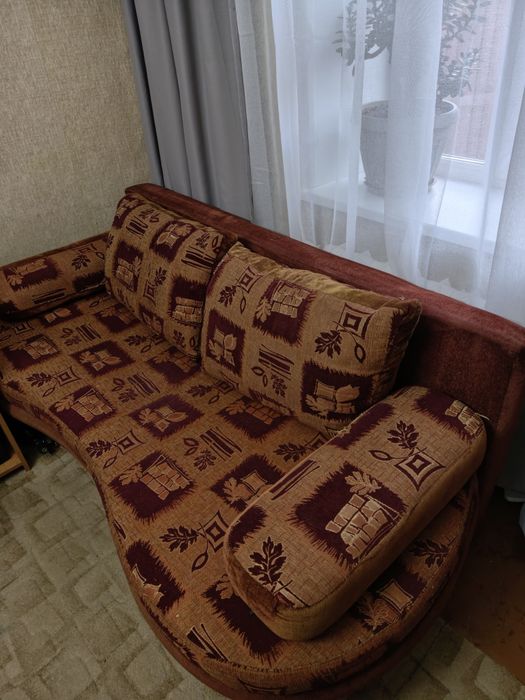 Продам диван СРОЧНО