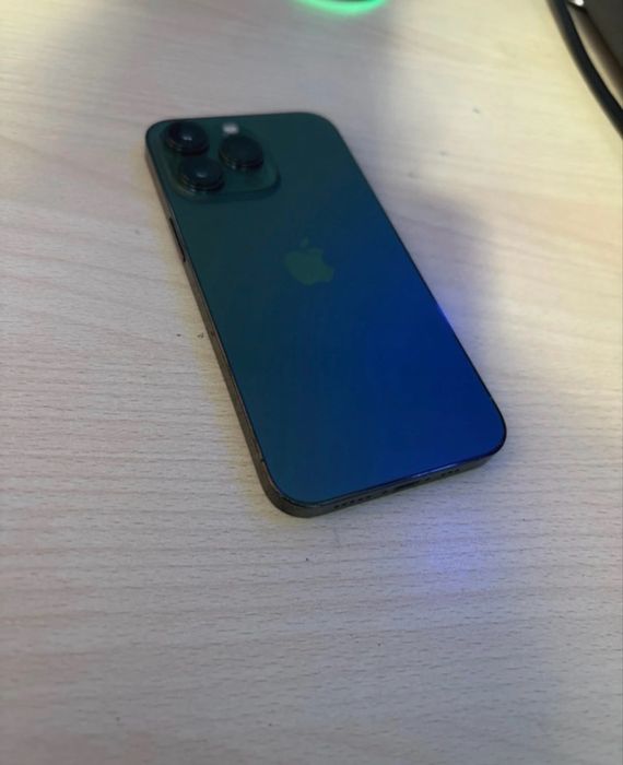 Iphone 13 Pro 100% baterie