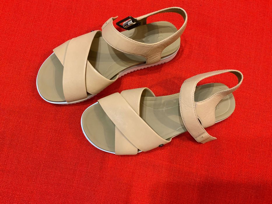 UGG-оригинални сандали 37,5 номер