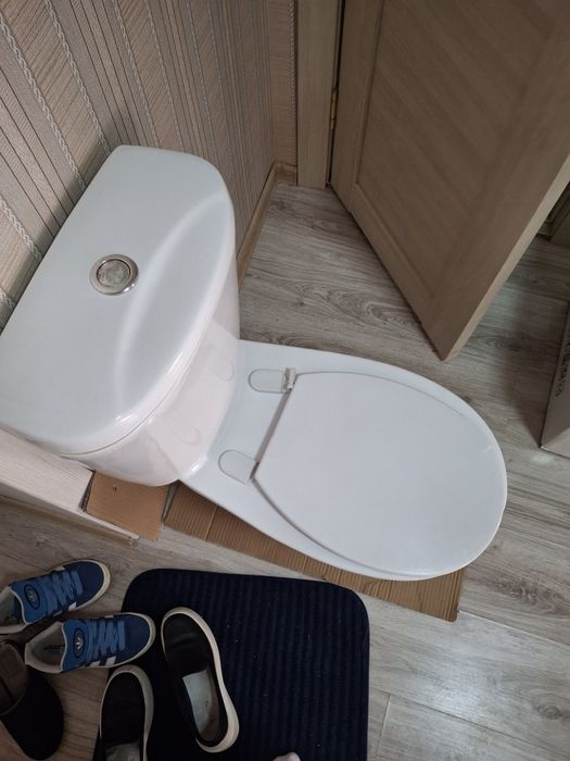 Унитаз керамический бу