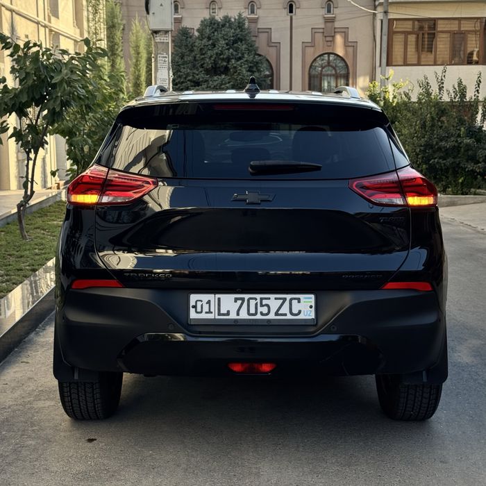 Tracker 2025 Premier plus