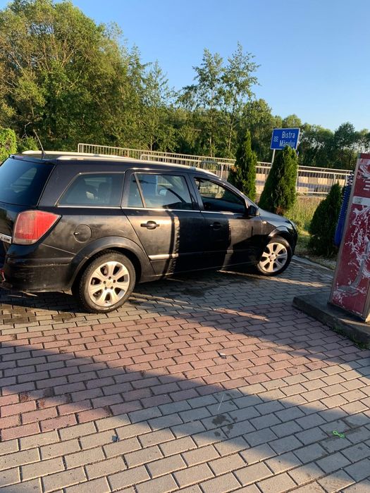 Vînd Opel Astra H 1900dci