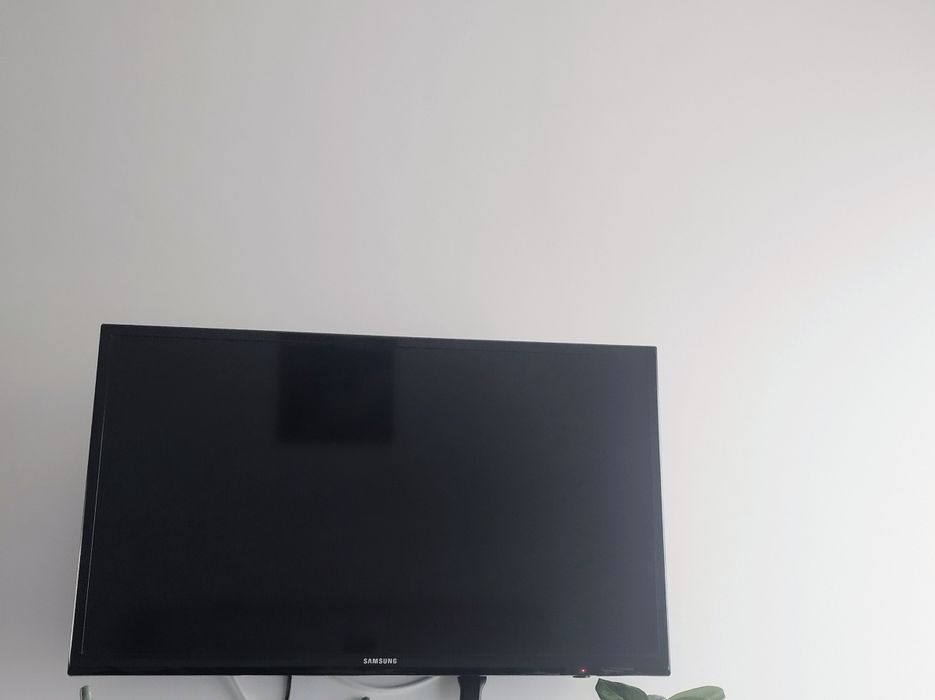 Televizor Samsung LED 32" (81 cm)