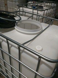 Пластмасови IBC цистерни 1000 л.