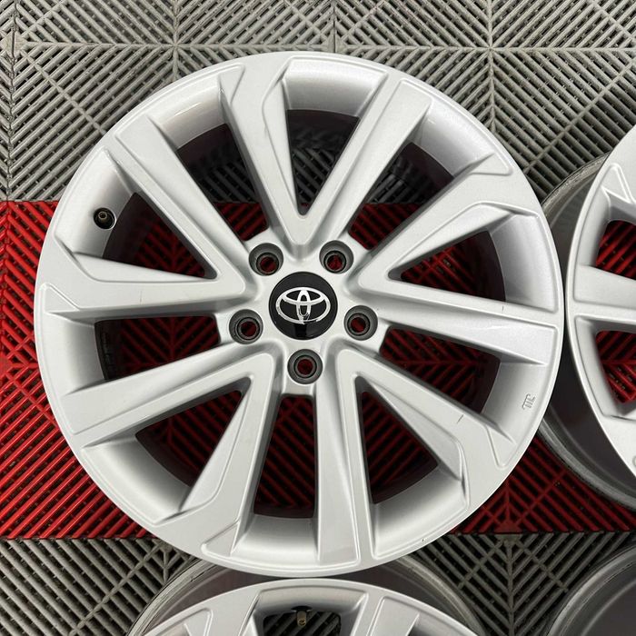 Jante Toyota C-HR CHR R17 TVA21% Model NOU *ORIGINALE*Garantie*