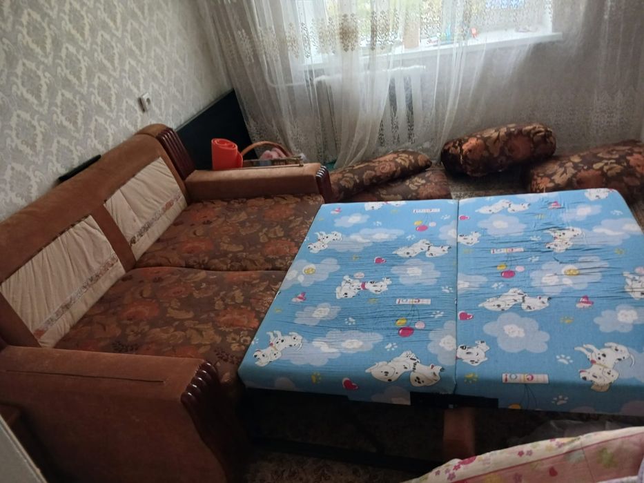 Диван и кресло  сатылады