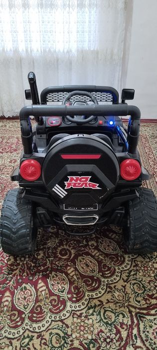 Афтомобил Сотилади