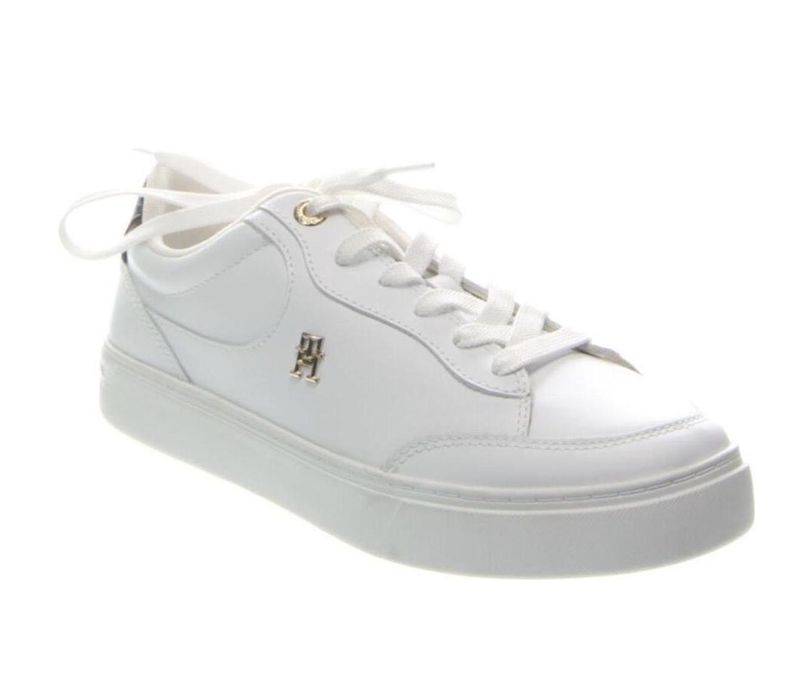 Чисто нови Tommy Hilfiger Сникърси Essential Chic Court Sneaker FW0FW08579 Бял