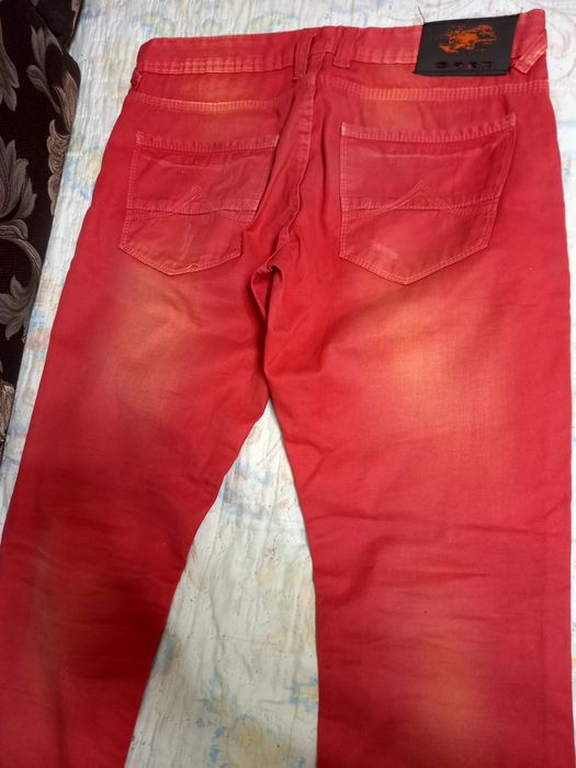 Продам джинсы мужские