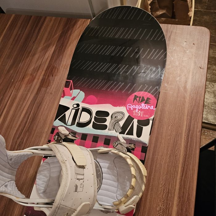 Placa Snowboard Ride Rapture 151 cu legaturi Ride M