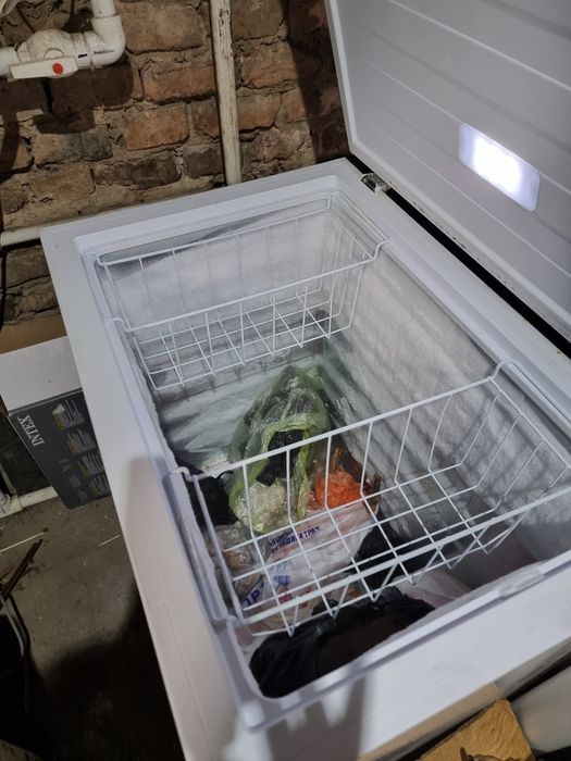 Продается морозильная камера