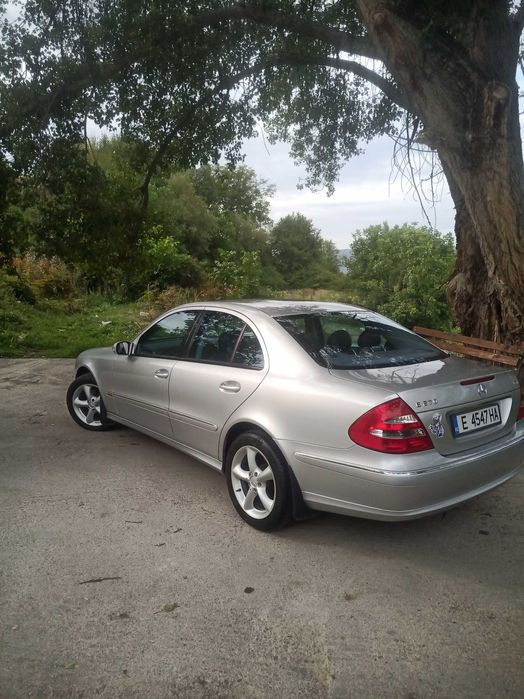Мерцедес Е 270 2003 г.