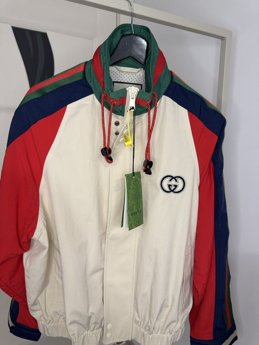 Jacheta gucci noua