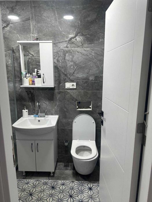 Дава се под наем  в Пловдив, Западен - 17 кв.м за 71.4 € - Снимка #2