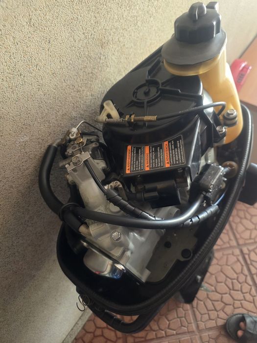 Motor barca Suzuki 4,4,4kw, 6Cp
