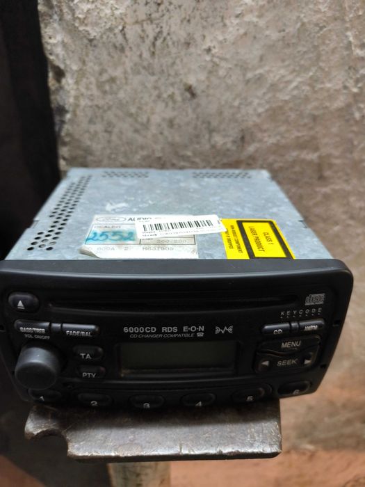 Продавам CD за Форд