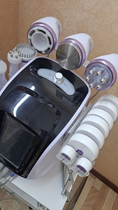 Косметологический комбайн Cosmic 881