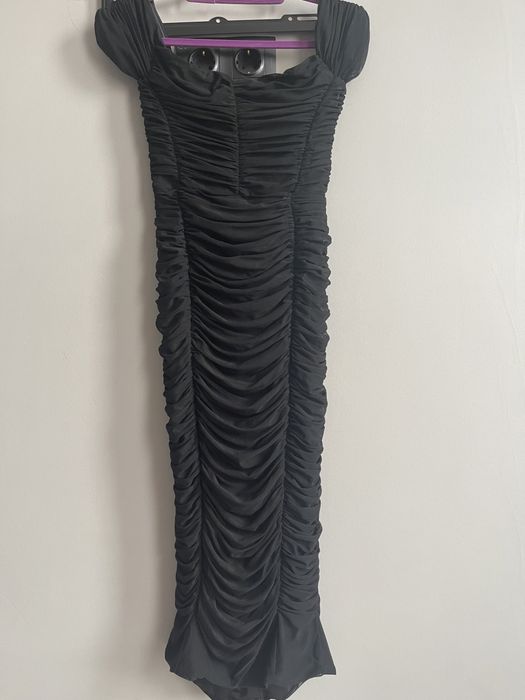 Женское черное платье