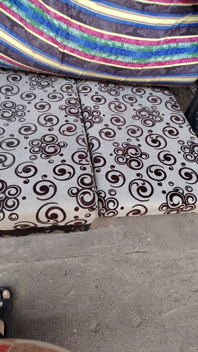 Отдам диван на дрова