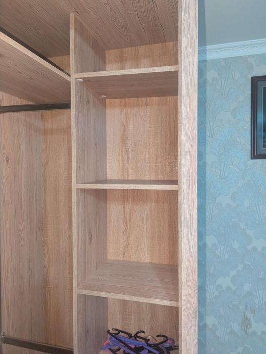 Продам угловой Шкаф