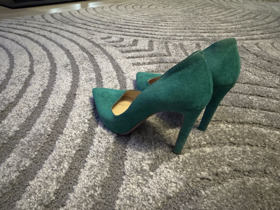 Vand Pantofi cu toc 10 cm, marime 37 si 38