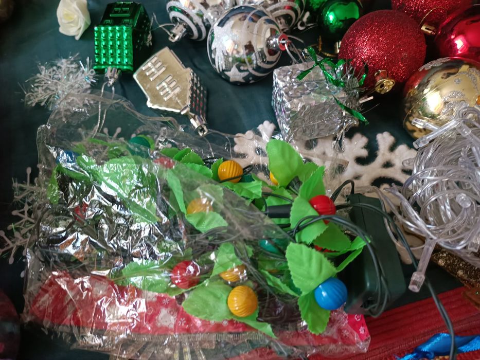 Продам ёлочные гирлянды