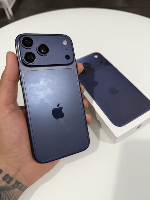 Iphone 17 pro max Fake