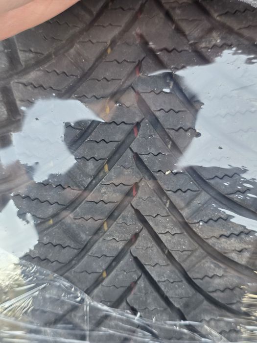 Lassa Multiways 2 215/55/R16 почти новая