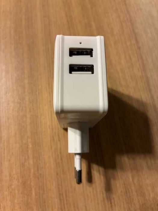 Vand incarcator retea Qilive, 2 porturi USB A, 1A + 2.4A