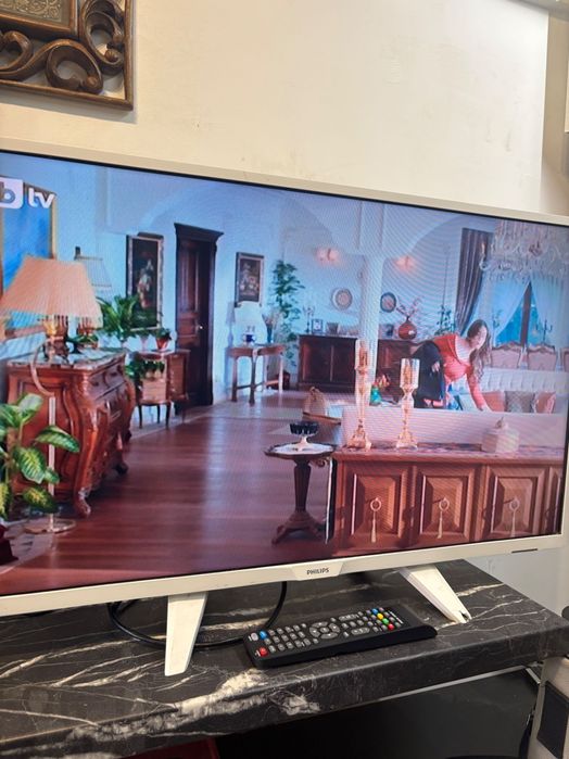 32” LED TV Philips