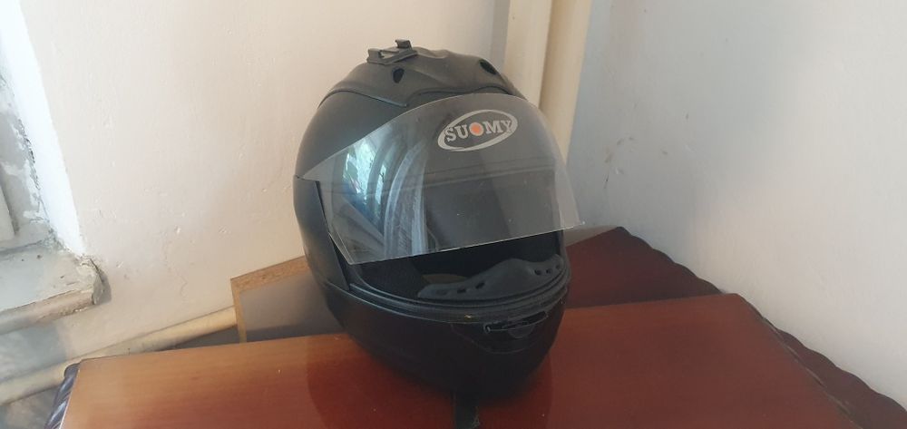 Casca motocicleta integrala suomy