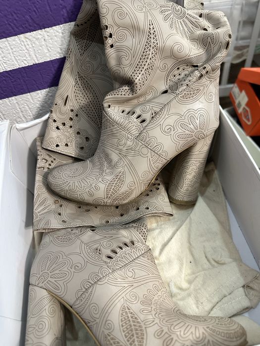 продам женские сапожки