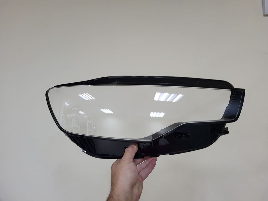 Дясно стъкло за фар Audi A6 C7 преди фейслифт dqsno styklo far farovе