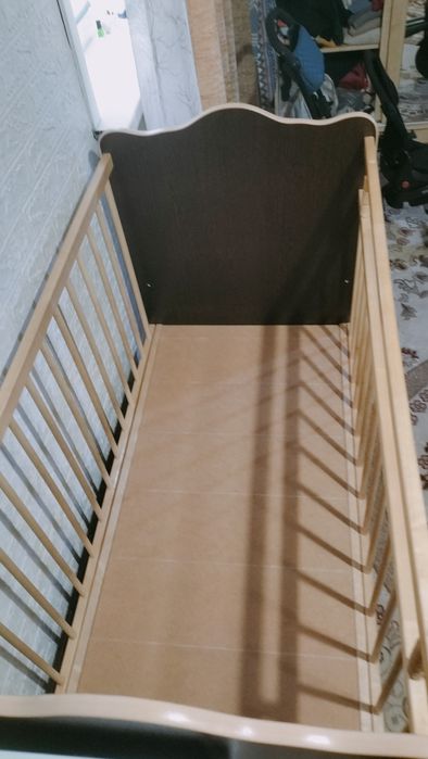 Продам кроватку детскую